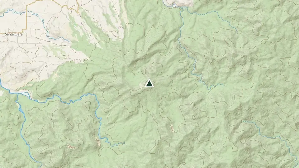 Topographic map of the area around the Mt. Cagua summit