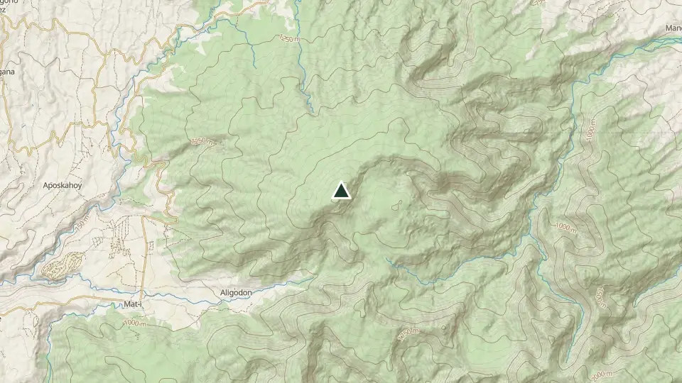 Topographic map of the area around the Mt. Sumagaya summit