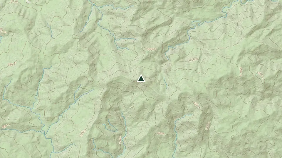 Topographic map of the area around the Victoria Peak summit